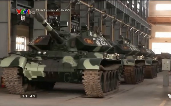 Tuy nhiên, việc thay thế pháo 100mm chuẩn Liên Xô trên T-54B sang pháo 105mm chuẩn NATO lại không hợp lý, nó làm ta không thể tự chủ được nguồn đạn pháo, tốn kém trong đảm bảo hậu cần trong khi hỏa lực mạnh hơn không bao nhiêu. Động cơ xe cũng không được thay mới mà chỉ tăng thêm công suất, trong khi phải tải trọng tăng lên rất nhiều làm ảnh hưởng đến khả năng cơ động của xe, súng cối 60mm bổ sung xem như cũng là không cần thiết. Do đó, phiên bản nâng cấp T-54M3 do Israel thực hiện đã không được chấp nhận và chỉ có duy nhất một nguyên mẫu.