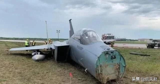 Như vậy trong khoảng thời gian chỉ hơn một tháng, Không quân Mỹ đã phá vỡ kỷ lục về tai nạn máy bay quân sự; các loại máy bay bị tai nạn, đều thuộc loại hiện đại của Không quân Mỹ; trong đó đáng chú ý là 2 máy bay chiến đấu tàng hình, thuộc hai phiên bản khác nhau. Kỷ lục rơi máy bay này, chỉ có không quân Ấn Độ là nới có thể sánh kịp. Ảnh: Một chiếc F-15C của Không quân Mỹ bị tai nạn.