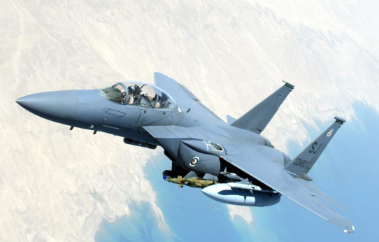 F-15EX là cải tiến mới nhất của dòng máy bay chiến đấu F-15, Không quân Mỹ dự kiến sẽ mua từ 144 đến 200 chiếc F-15EX; trong đó 8 chiếc đầu tiên sẽ rời dây chuyền lắp ráp tại St. Louis vào năm 2021. Ảnh: Máy bay chiến đấu F-15EX - Nguồn: Boeing