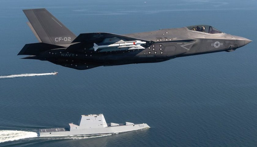 Tập đoàn Lockheed Martin mới đây đã chia sẻ trên trang web F-35.com 9 sự thật về phiên bản trên hạm F-35C của dòng máy bay tiêm kích tàng hình thế hệ thứ 5 F-35. Ảnh: Wikipedia