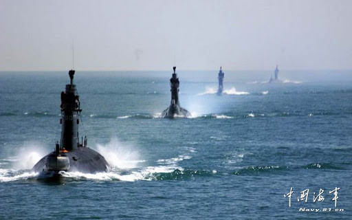 Mặc dù đang sở hữu lực lượng tàu ngầm đông đảo nhất khu vực châu Á, hàng đầu thế giới, nhưng tàu ngầm Trung Quốc vẫn khiến giới phân tích nghi ngờ về tính an toàn, độ tin cậy của chúng. Đặc biệt là đối với lực lượng tàu ngầm hạt nhân vốn khá kín tiếng.