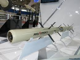 Tổng chiều dài của ống phóng là 1,2 m, trọng lượng toàn bộ hệ thống là 22 kg; do trọng lượng và kích thước gọn nhẹ, do vậy HJ-12 hoàn toàn có thể bắn từ trên vai mà không cần có sự trợ giúp của bất kỳ hệ thống phụ trợ nào.