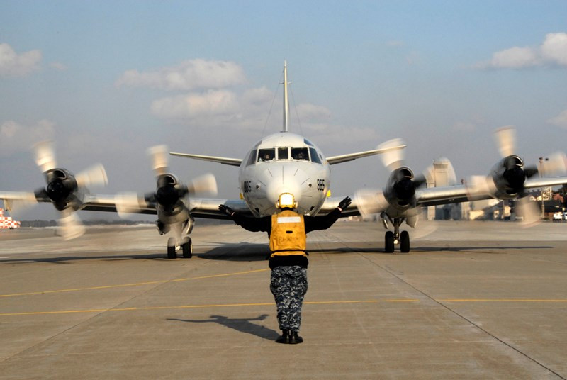 Việc phục hồi những máy bay đang ở trạng thái niêm cất, bảo quản sang trạng thái hoạt động, sẽ tốn nhiều thời gian và kinh phí; một giải pháp tốt là Việt Nam có thể nhận những chiếc P-3C từ lực lượng Phòng vệ Nhật Bản hiện vẫn đang khai thác; khi Nhật Bản đang chuyển sang sử dụng loại máy bay P-1 do công ty Kawasaki của Nhật Bản phát triển.