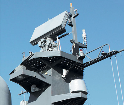 Radar MR-352 ME Pozitiv: Là radar 3D được thiết kế để dò tìm, phát hiện và theo dõi các mục tiêu trên không và trên mặt biển, thường được trang bị cho các chiến hạm cỡ nhỏ và trung bình, radar có tầm quét tối đa 80km, độ cao quét tối đa 20km. Ảnh: Radar Pozitiv-ME1 của tàu hộ vệ tên lửa Gepard 3.9.