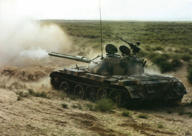 Theo lý giải của Trung Quốc, hiện nay quân đội nước này vẫn còn trang bị nhiều xe tăng Type 59 (phiên bản sao chép T-54 của Liên Xô), đang cần khẩn cấp thay thế. Giá xe tăng chiến đấu chủ lực Type 99 là 23 triệu CYN, và Type 96 là 15 triệu CYN. Nếu Quân đội Trung Quốc muốn thay thế hoàn toàn số xe tăng Type-59 sẽ mất khoảng 20 tỷ CYN.