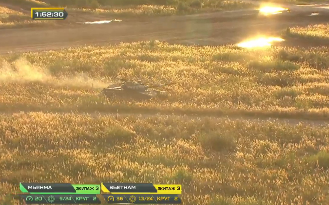 Không rõ liệu ban trọng tài có tính tới việc hành động này có thể gây mất an toàn cho trường đua hay không?