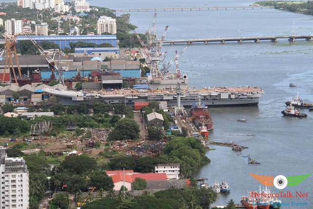 Tuy nhiên, đến nay, đã 7 năm kể từ ngày con tàu hạ thủy, nó vẫn chưa thể vào biên chế của hải quân Ấn Độ, trong khi chiếc tàu sân bay INS Viraat đã được cho nghỉ hưu từ năm 2017. Dù cho dự kiến ban đầu của nó sẽ được gia nhập vào lực lượng này từ năm 2018, nhưng sự trì hoãn diễn ra từ đó cho đến nay và theo các nguồn tin từ hải quân Ấn Độ thì con tàu sẽ không thể sử dụng trước năm 2023.
