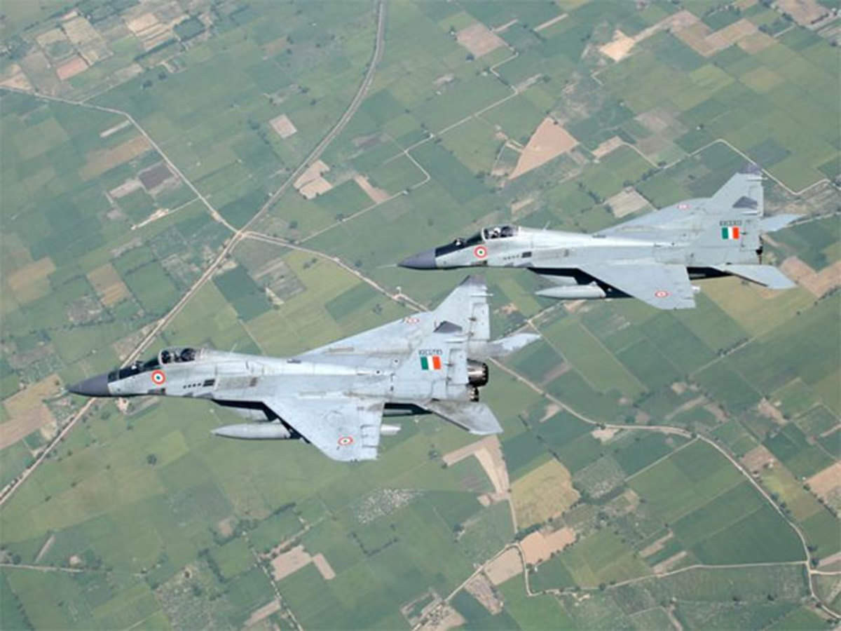 Theo thông tin, các radar phòng không của Thổ Nhĩ Kỳ không thể phát hiện MiG-29 đang tiếp cận khu vực Sirte, điều này đã gây ấn tượng với các chuyên gia Ấn Độ và khẳng định, việc họ mua thêm MiG-29 sẽ giúp cải thiện sức mạnh không quân Ấn Độ. Ảnh: Máy bay MiG-29 của Không quân Ấn Độ - Nguồn: Wikipedia.