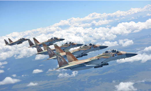 Cũng từ khi Không quân Israel tiến hành không kích các mục tiêu trên lãnh thổ Syria, lực lượng phòng không Syria đã phóng hơn 700 tên lửa phòng không, nhưng chỉ bắn hạ một máy bay chiến đấu của Israel.