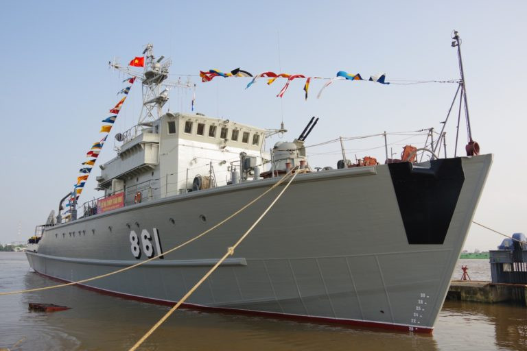 Ngoài chức năng rà phá thủy lôi, các tàu đề án 1265 còn trang bị vũ khí để tự vệ gồm: pháo CIWS AK-230M, pháo 2M-3M 25mm và bệ phóng tên lửa phòng không MTU-4. Ảnh: X51