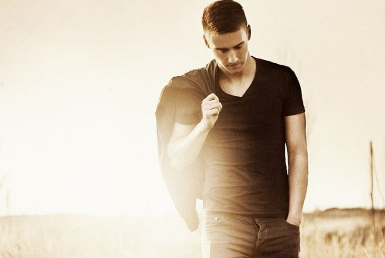 Toi kho xu khi phat hien chi dau lam chuyen tay dinh