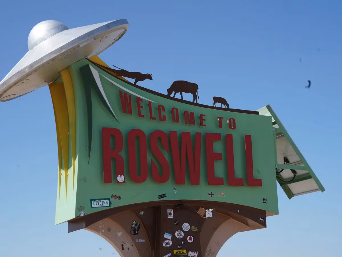 Sau đó, sự quan tâm, phổ biến của sự việc đã trở nên rộng rãi. Ban đầu, quân đội Mỹ đã nói rằng tai nạn đó chỉ đơn thuần là một quả bóng thời tiết thông thường.