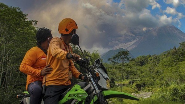 Cơ quan Giảm nhẹ thiên tai Indonesia cho biết hiện vẫn chưa có báo cáo nào về thương vong.