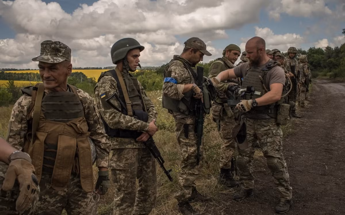 Cac tinh nguyen vien My dang chien dau o Ukraine