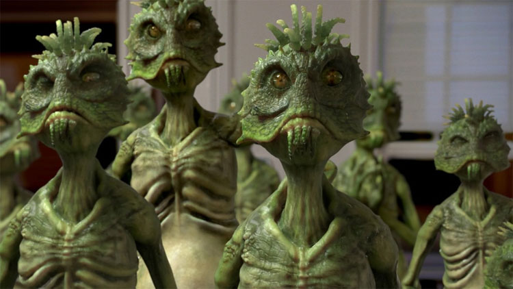 "Nếu có một nền văn minh ngoài hành tinh cố gắng tìm tín hiệu từ những nền văn minh khác, hoặc nền văn minh của con người cố tìm cách nghe ngóng những nền văn minh ngoài Trái Đất, thì điều đó chỉ xảy ra trong một giai đoạn phát triển rất ngắn trong xã hội của họ, khi mà mọi phương thức liên lạc được gửi qua những phương tiện thô sơ và ít bảo mật nhất", Snowden nói.