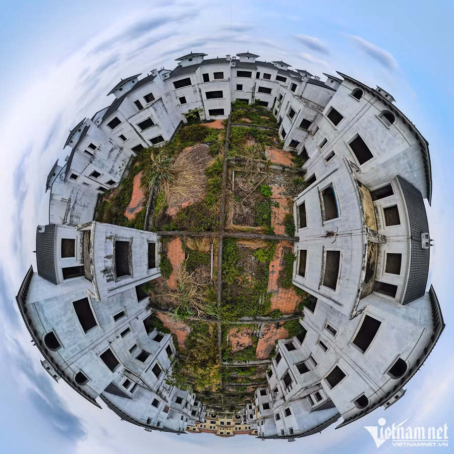 Thực trạng cho thấy hạ tầng khu vực này chưa được hoàn thiện về hạ tầng, dịch vụ tiện ích xung quanh kém, đặc biệt là vấn đề an ninh. Những yếu tố đó khiến nhiều nhà đầu tư ái ngại "xuống tiền".