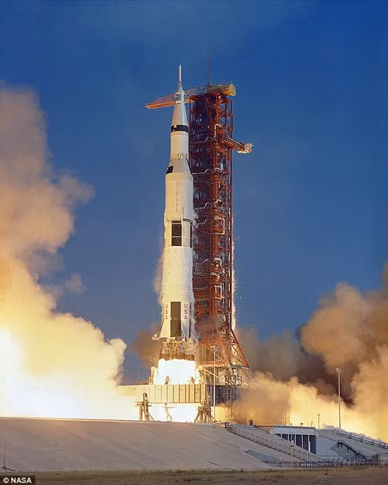 Vói sức chưa lên đến 20 người, nó trở thành hầm trú ẩn bảo toán tính mạng cho các phi hành gia.