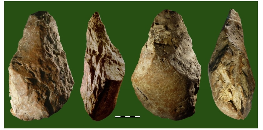 Bảo vật quốc gia lâu đời nhất được công nhận đợt này là sưu tập công cụ sơ kỳ đá cũ An Khê có niên đại cách nay khoảng 800.000 năm, hiện lưu giữ tại Bảo tàng tỉnh Gia Lai.