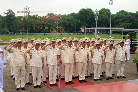 Lanh dao Dang, Nha nuoc, Bo CA vieng Lang Chu tich Ho Chi Minh-Hinh-4