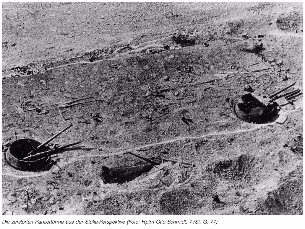 Mặc dù vậy, người Đức vẫn phải mất tới nhiều ngày mới làm chủ được Sevastopol do các đơn vị Hồng Quân Liên Xô dù không nhận được lệnh và tiếp viện vẫn cố thủ tới cùng trong các điểm đề kháng nhỏ lẻ. Đến ngày 9 tháng 7 Sevastopol chính thức thất thủ, rất nhiều người dù nằm trong danh sách di tản nhưng vẫn không thể thoát được khỏi Sevastopol. Nguồn ảnh: Chosul.