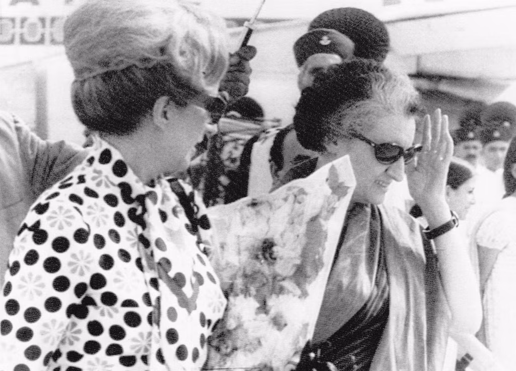 Ngày 18/5/1974, Ấn Độ trở thành quốc gia thứ 6 chính thức có vũ khí hạt nhân. New Delhi tiến hành chương trình nghiên cứu vũ khí hạt nhân từ năm 1947 nhưng không có kế hoạch sản xuất cụ thể cho đến năm 1964. Với Dự án Vụ nổ hạt nhân dưới lòng đất cho mục đích hòa bình (SNEPP), các nhà khoa học Ấn Độ đã hướng tới thiết lập khả năng chế tạo vũ khí hạt nhân. Họ đã tiến hành vụ thử vũ khí nguyên tử đầu tiên vào năm 1974. Ảnh: AP