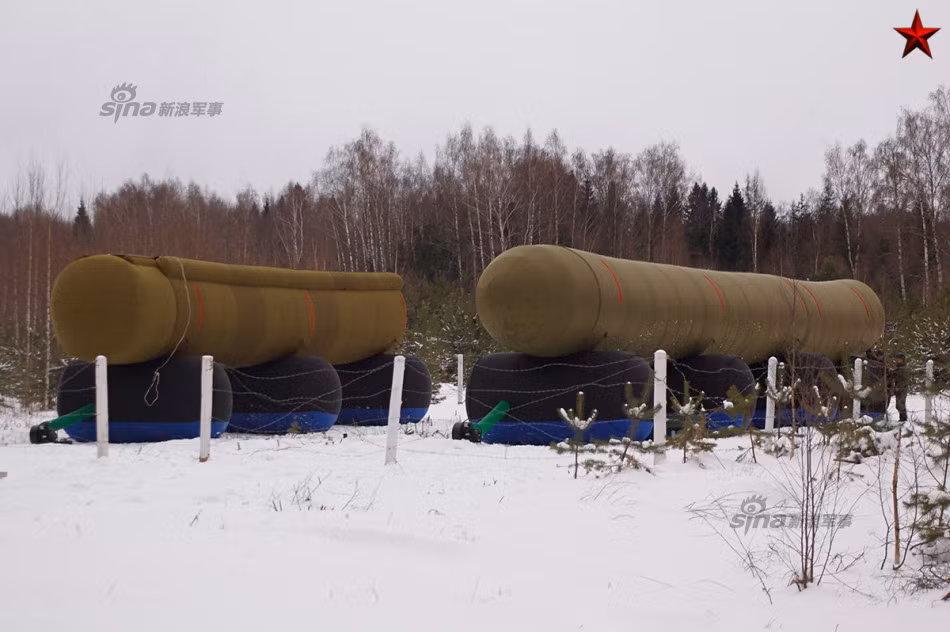 Cùng với sự phát triển của các loại vũ khí đời mới, những trận địa "bóng bay" đời mới cũng được phát triển không kém với hình dáng và cách thức triển khai ngày càng được cải thiện. Nguồn ảnh: Sina.