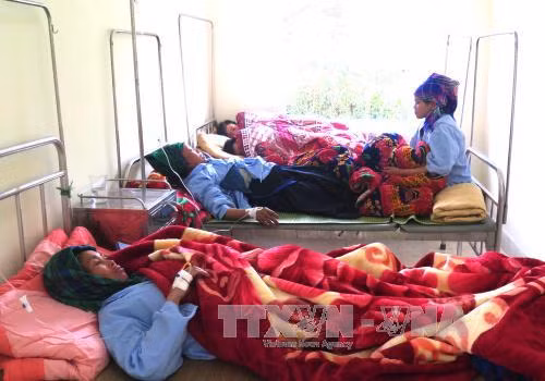 Ngo doc tap the tai Ha Giang: 54 benh nhan duoc xuat vien