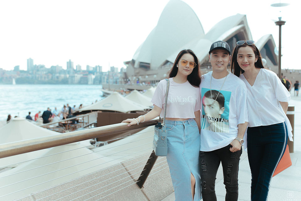 Vo chong Ung Hoang Phuc huong trang mat cung vi khach dac biet-Hinh-2