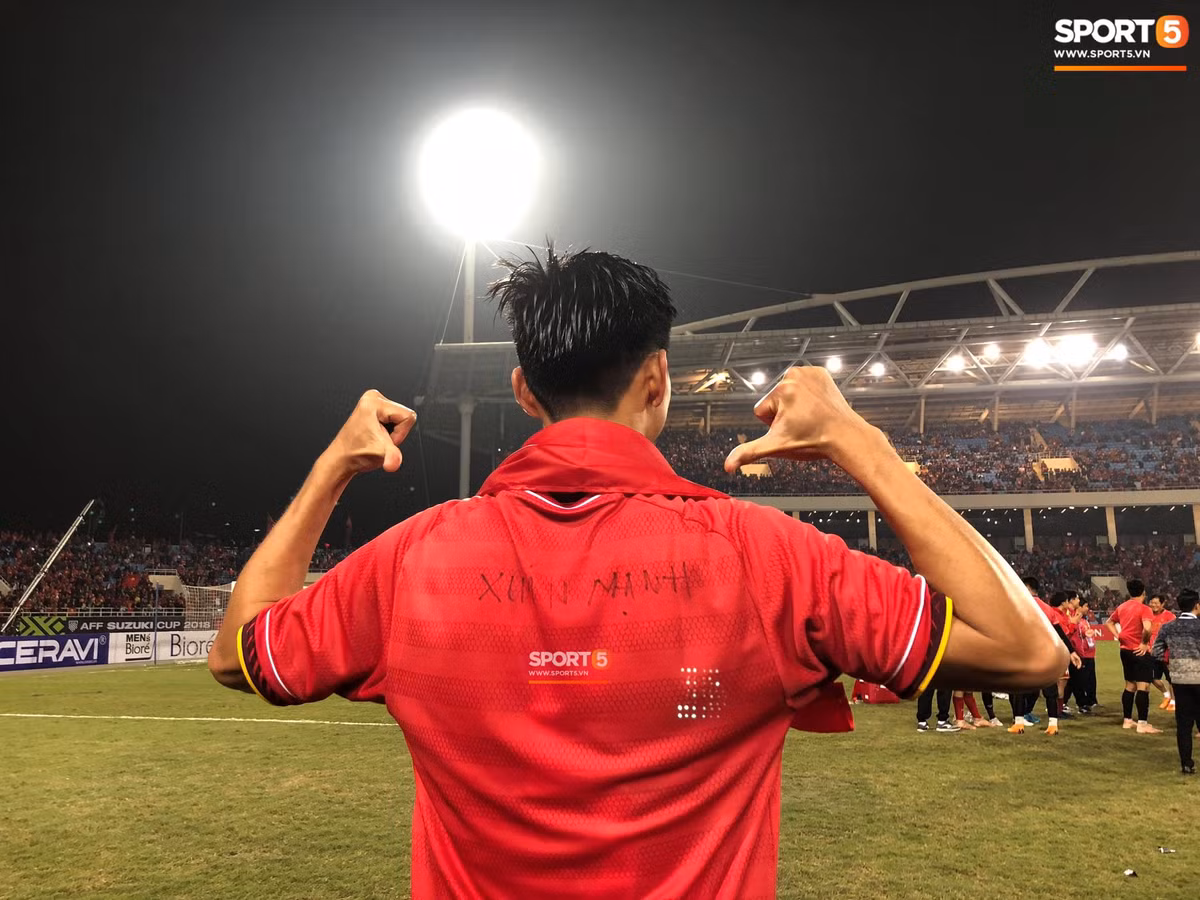 Tinh than doan ket – Suc manh vo dich cua DT Viet Nam tai AFF Cup 2018-Hinh-3