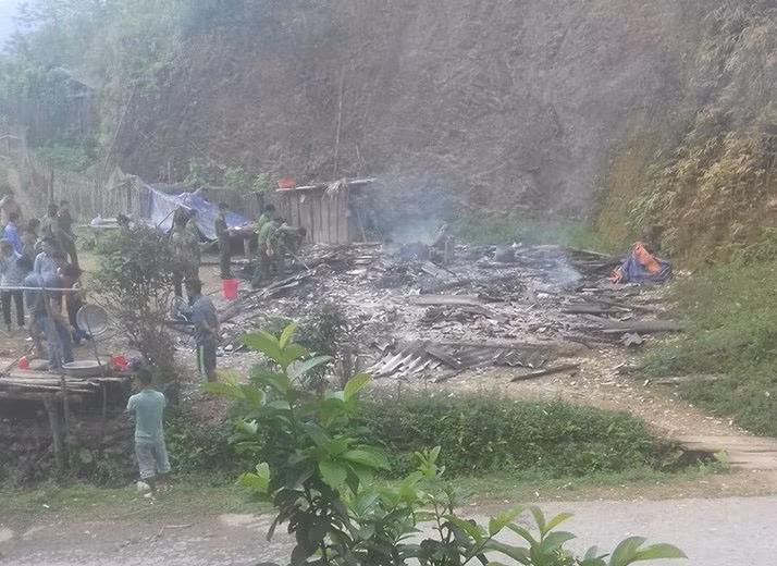 Khánh đuổi theo và dùng dao bầu chém chết chị Phương, chị Coi chạy thoát, hắn không thể đuổi kịp nên vung dao chém chết hai con của chị Coi (6 tuổi và 2 tuổi) và bà Lý Thị Dân (96 tuổi, người thân chị Coi) làm bà bị thương nặng. Khánh tìm hai con của nạn nhân để giết bịt đầu mối nhưng các cháu đã kịp thời chạy thoát. Đối tượng Khánh đã đốt nhà chị Phương trước khi bỏ trốn. Lý Đình Khánh bị khởi tố về hành vi “Giết người”,