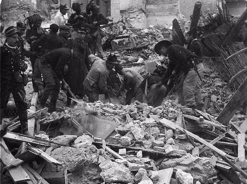 Nhin lai tham hoa song than cao 12m khien 200.000 nguoi thiet mang-Hinh-4