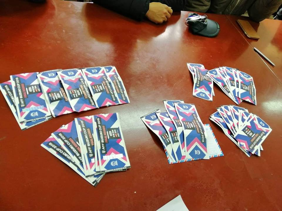 Canh sat “tom” 10 phe ve truoc tran chung ket AFF Cup 2018-Hinh-2