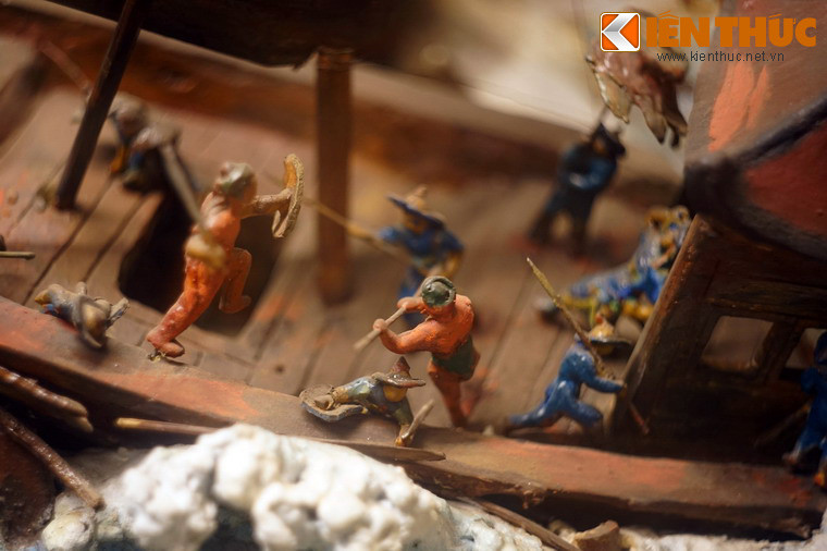 Đòn tấn công bất ngờ và mãnh liệt của người Việt khiến quân Nam Hán thua to, Lưu Hoằng Tháo bỏ mạng cùng với quá nửa quân sĩ.