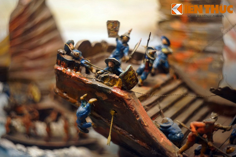 Vua Nam Hán đang cầm quân tiếp ứng đóng ở biên giới không kịp trở tay đối phó, nghe tin Hoằng Tháo tử trận, đành "thương khóc thu nhặt quân còn lại mà rút lui". Từ đó nhà Nam Hán bỏ hẳn mộng xâm lược nước Nam.