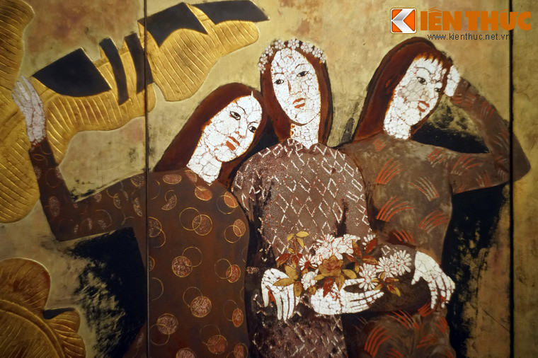 Theo một số nhà nghiên cứu, hình ảnh ba cô gái đứng cạnh nhau trong tranh Nguyễn Gia Trí mang ảnh hưởng mô típ “ba cô” của danh họa của Botticelli.