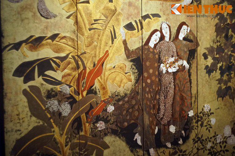 Nhưng sự khác biệt thể hiện ở vẻ mông lung hư ảo, tạo cảm giác như các cô là những nàng tiên giáng trần.