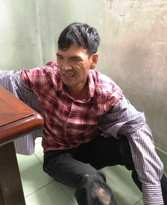 Tên cướp liên tục tấn công tài xế xe ôm tại KDC Bắc Rạch Chiếc gây rùng động dư luận