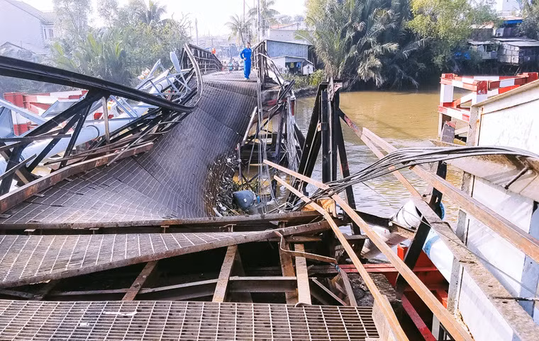 Hiện phía công ty cũng đã có nhân viên tại hiện trường để tham gia xử lý sự cố.