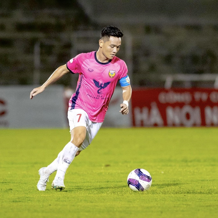 Dieu tra 4 cau thu Hong Linh Ha Tinh su dung chat cam