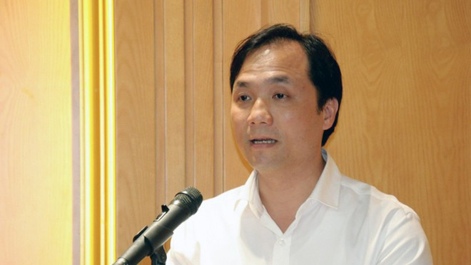 Từ tháng 1/2005 - 7/2005: Phó Chánh Văn phòng Tỉnh ủy, Thư ký Bí thư Tỉnh ủy. Từ tháng 7/2005 - 4/2008: Ủy viên Ban Chấp hành Trung ương Đoàn, Ủy viên Hội liên hiệp thanh niên Việt Nam, Tỉnh ủy viên, Bí thư Tỉnh đoàn, Chủ tịch Hội liên hiệp thanh niên Hà Tĩnh. Từ tháng 4/2008 - 5/2010: Ủy viên Ban Chấp hành Đảng bộ tỉnh, Phó Bí thư Thường trực Thành ủy Hà Tĩnh. 