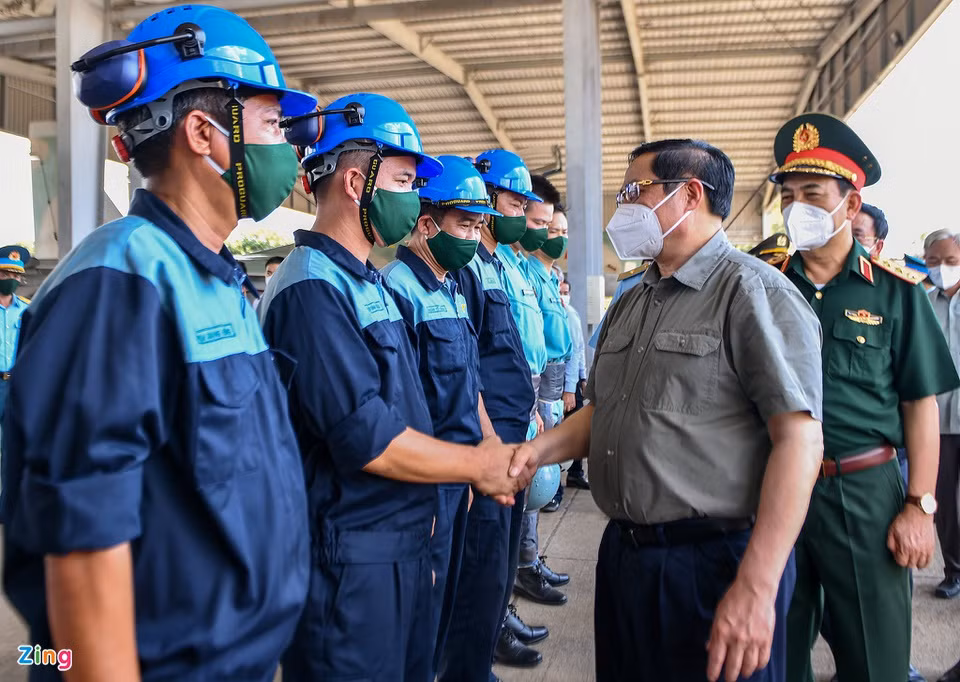 Thủ tướng nêu rõ sân bay Biên Hòa là điểm nóng về dioxin ở Việt Nam. Tỉnh Đồng Nai cần phối hợp với Bộ Quốc phòng và các cơ quan liên quan để nghiên cứu, đánh giá kỹ hơn tác động của chất độc da cam tới người dân xung quanh nhằm có phương án phù hợp, khả thi bảo vệ sức khỏe người dân.