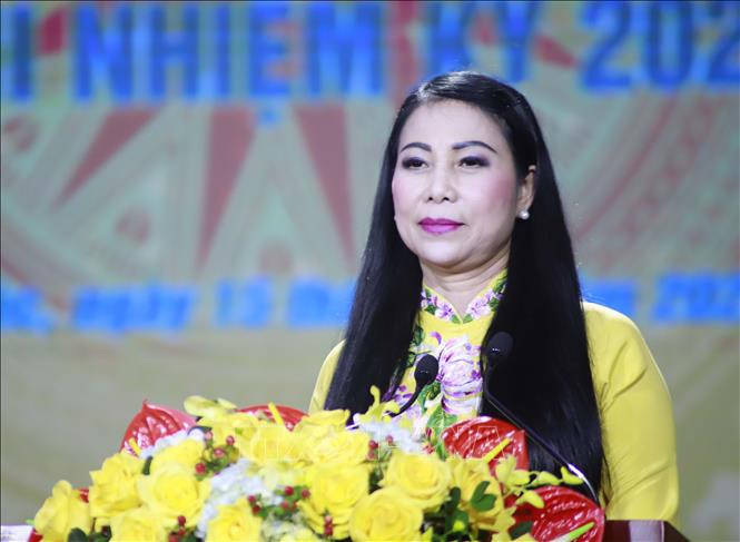 Bà Hoàng Thị Thúy Lan, sinh năm 1966, quê quán ở phường Ngô Quyền, thành phố Vĩnh Yên, tỉnh Vĩnh Phúc, trình độ Cao cấp lý luận chính trị, trình độ chuyên môn: Thạc sỹ Luật. 