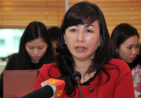  Bà Lê Thị Thu Hồng từng trải qua các vị trí công tác: Phó Trưởng ban Ban Xây dựng Đoàn, Tỉnh đoàn Thanh niên Hà Bắc; Bí thư Tỉnh đoàn, Chủ tịch Hội Liên hiệp Thanh niên Việt Nam tỉnh Bắc Giang; Chủ nhiệm Ủy ban Kiểm tra Tỉnh ủy, Phó Bí thư Thường trực Tỉnh ủy, Trưởng đoàn Đoàn đại biểu Quốc hội khóa XIV tỉnh Bắc Giang.