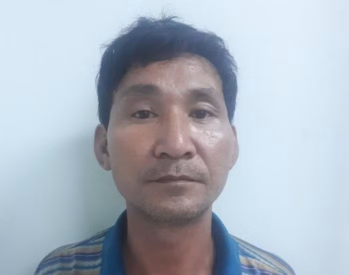  Bắt tài xế gây tai nạn chết người rồi bỏ trốn: Phan Minh (43 tuổi, ngụ TP Phan Thiết, Bình Thuận) sau khi gây tai nạn khiến anh N.B.T (21 tuổi, ngụ xã Tam Tiến, huyện Núi Thành, Quảng Nam) người lái xe máy tử vong xảy ra vào khuya 11/6, tại TP Tam Kỳ rồi sau đó bỏ trốn. Lực lượng đã xác minh, Phan Minh (lái xe tải) chính là người gây tai nạn. Ngày 22/6, Phan Minh bị TP Tam Kỳ khởi tố, bắt tạm giam. 