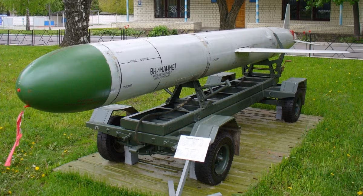 Nghi van Nga su dung 