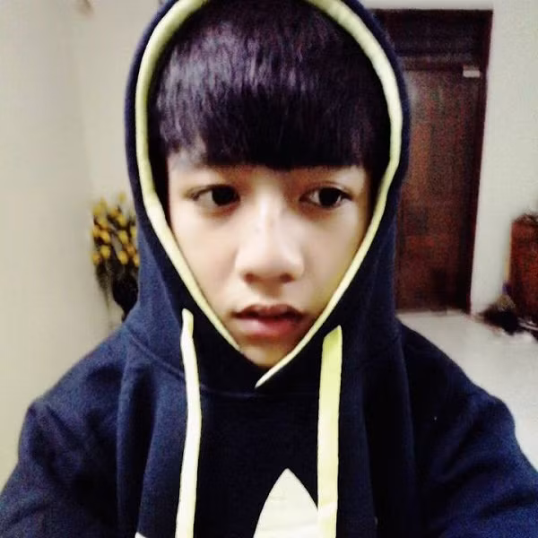 Anh chàng cho hay, mình là người sống khá khép kín. Bất ngờ nhận được sự quan tâm của dân mạng khiến Hải Nam rất ngạc nhiên.