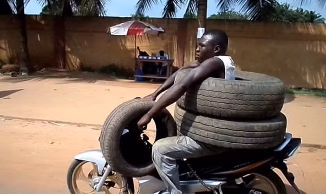 Chỉ là mặc "giáp bảo hiểm" thôi mà mấy ông.