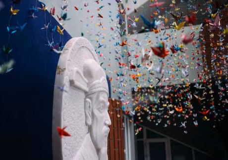 Hinh anh xuc dong cua thay Van Nhu Cuong va hoc tro-Hinh-2