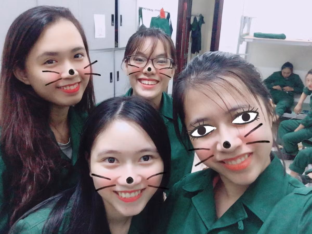 Được chú ý vì nhảy "nhập tâm phiêu linh" nhất nhưng Thu Huyền cho biết cô bạn chưa bao giờ đi múa hát. Cô bạn không ngờ phút ngẫu hứng của mình lại nhận được lời khen ngợi của mọi người.