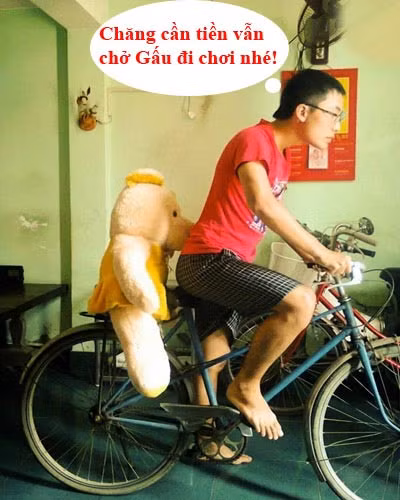 FA trung thu cũng có "gấu" chở đi khắp phố phường, không hề thua kém bè bạn nhé.